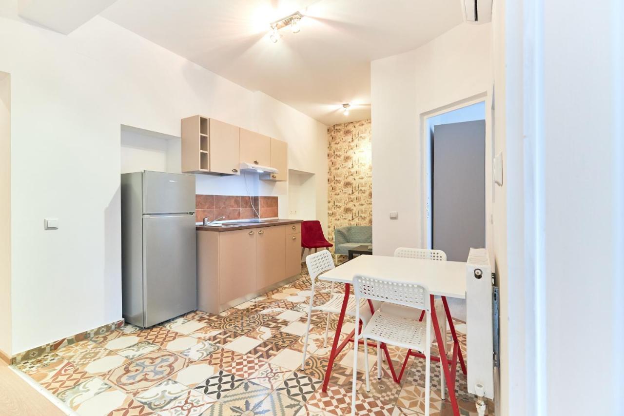 Stanford Aparthotel Gara De Nord Бухарест Экстерьер фото