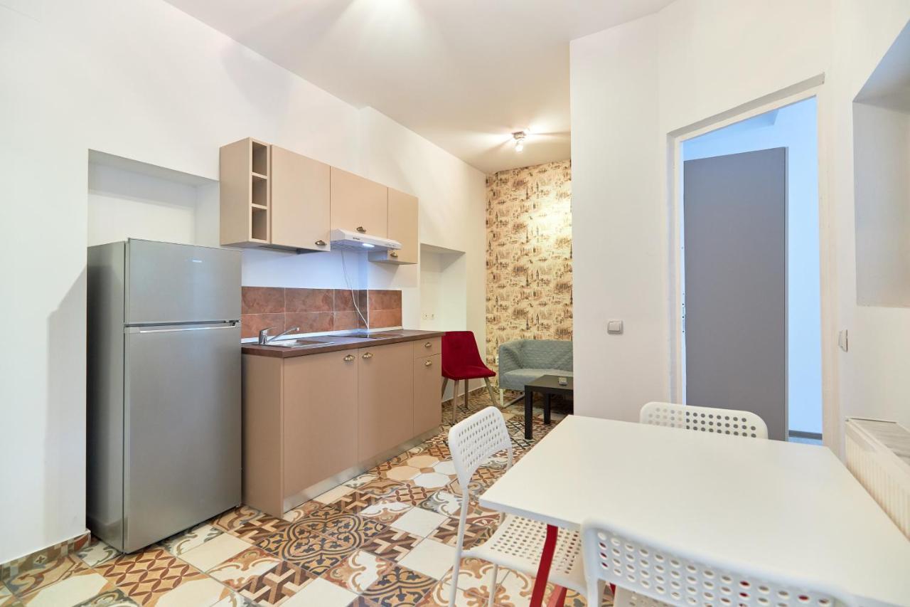 Stanford Aparthotel Gara De Nord Бухарест Экстерьер фото